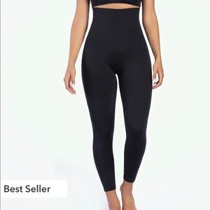 Shapermint Curveez leggings
